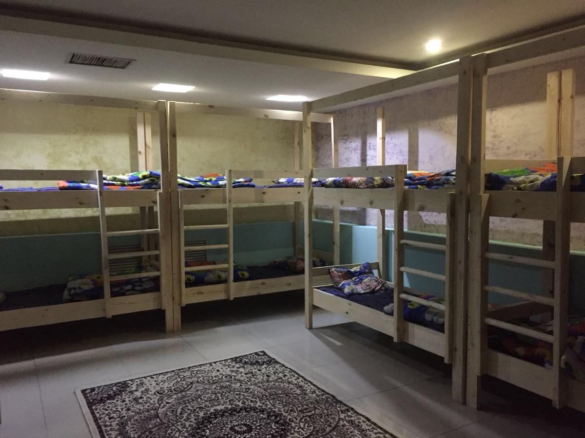Asia Hostel Алма Ата Екстериор снимка