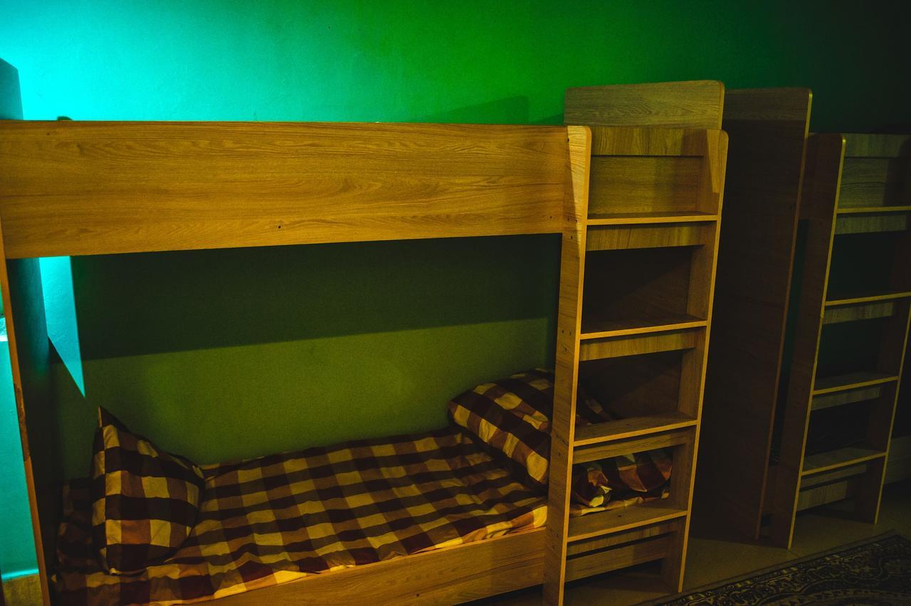 Asia Hostel Алма Ата Екстериор снимка