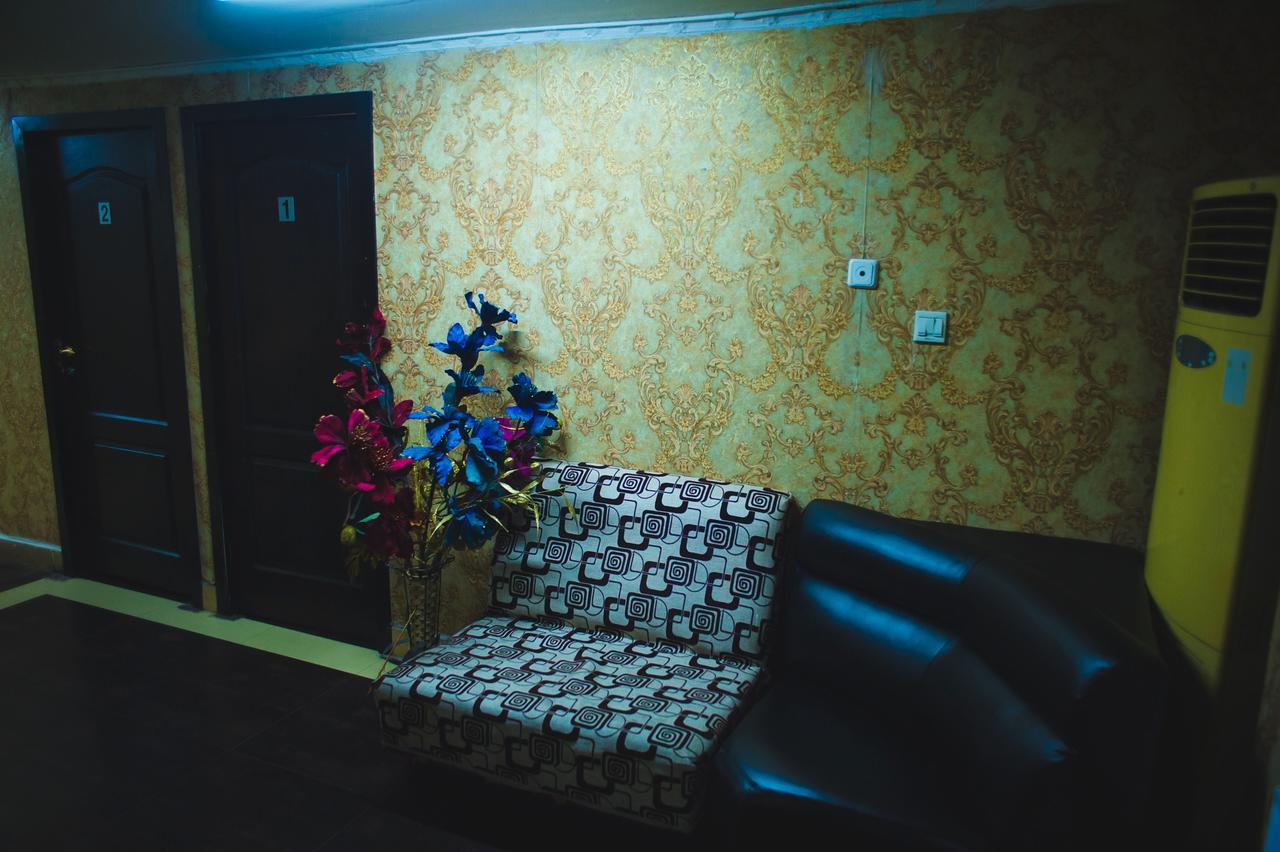 Asia Hostel Алма Ата Екстериор снимка