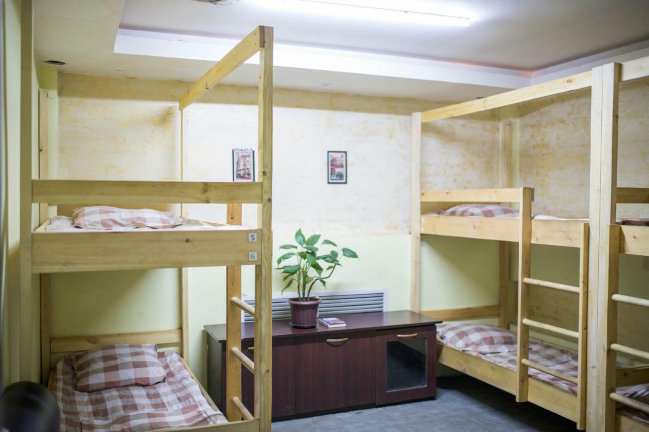 Asia Hostel Алма Ата Екстериор снимка